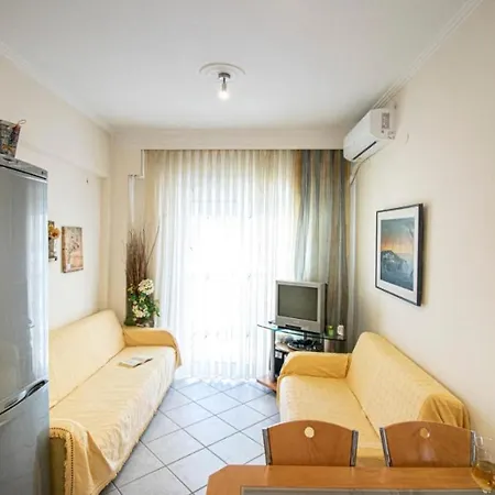 Isthmus Luxury Apartment *