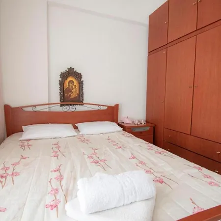 Isthmus Luxury Apartment Nea Poteidaia