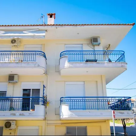 Isthmus Luxury Apartment *