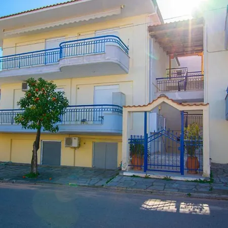 Isthmus Luxury Nea Poteidaia