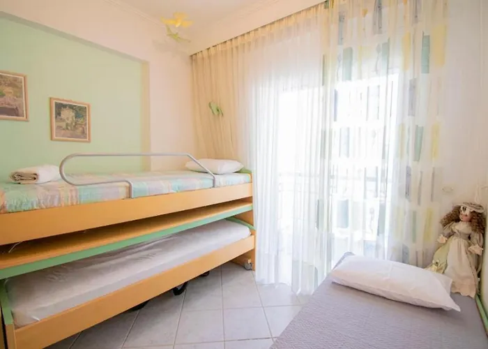 Isthmus Luxury Apartament *